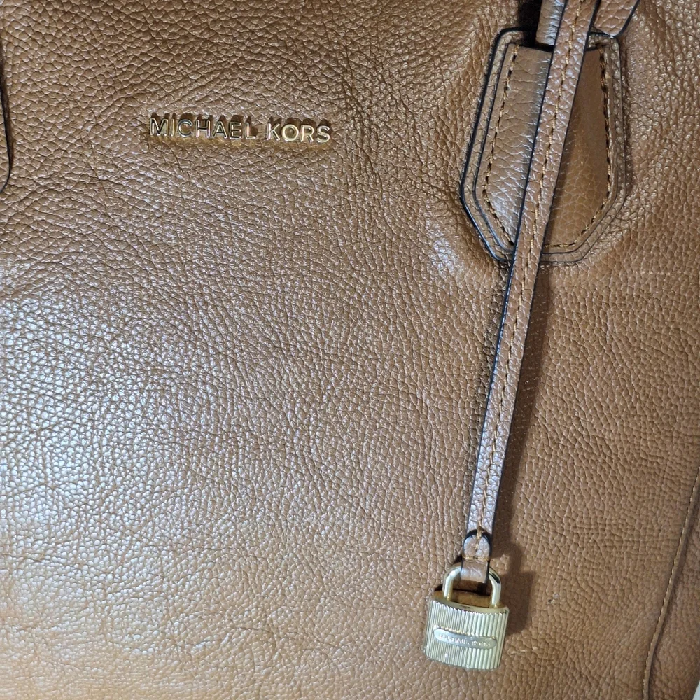 Michael Kors Mercer Brown Pebble Leather Tote Bag With Charm Large Crossbody GUC